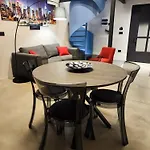 Loft Manhattan-antica Vetreria * סן בנדטו דל טרנטו